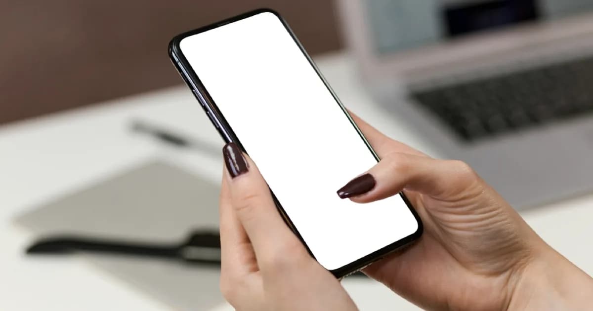 Інтеграція CRM з Telegram і WhatsApp: як не втрачати жодної заявки
