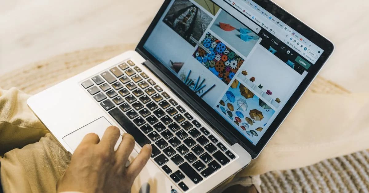 Landing page pod kampanię reklamową: dlaczego wygrywa z homepage