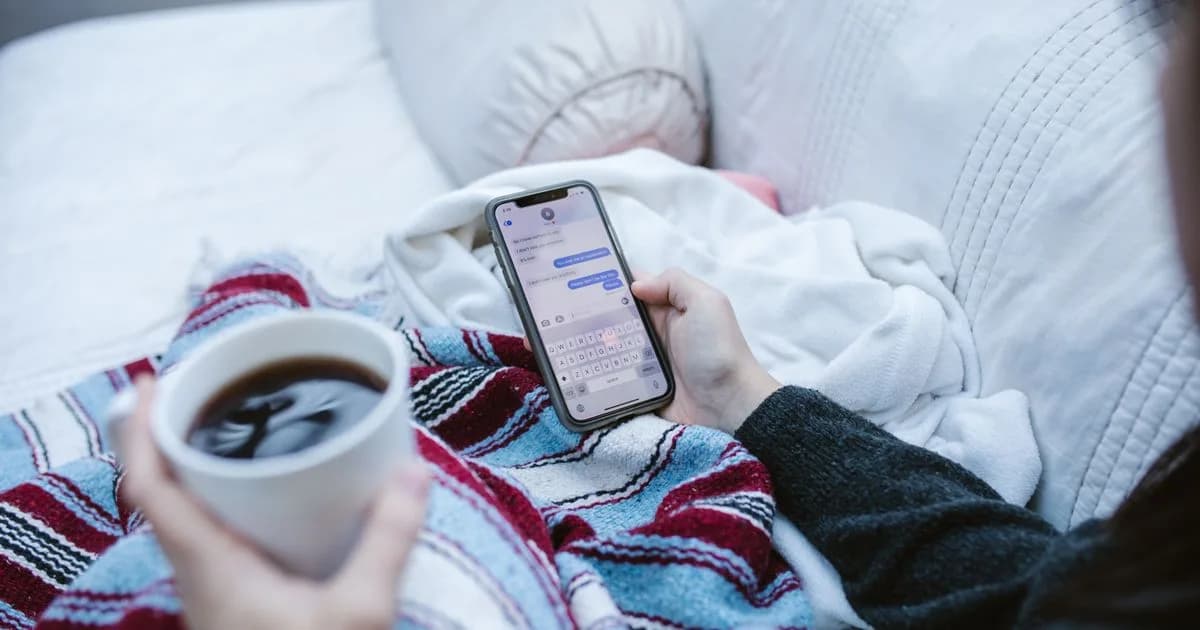 WhatsApp Chatbot for Business: How It Works and Cost